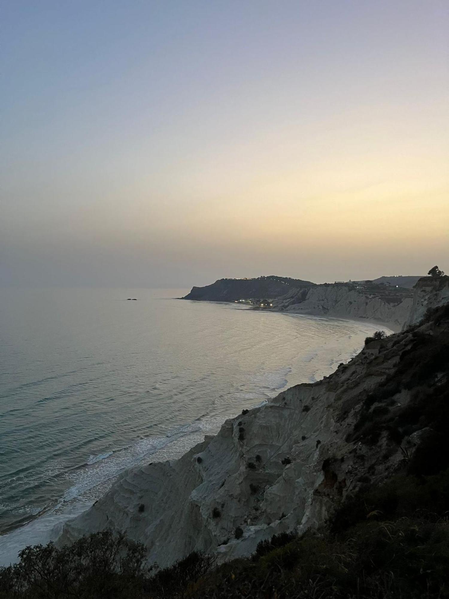 Al Faro Bed & Breakfast Realmonte Exterior foto